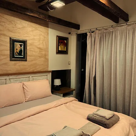 Boutique Yes For 3* Plovdiv