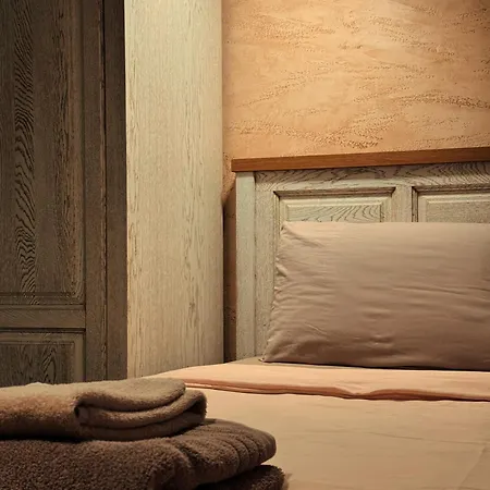 ゲストハウス Boutique Yes For