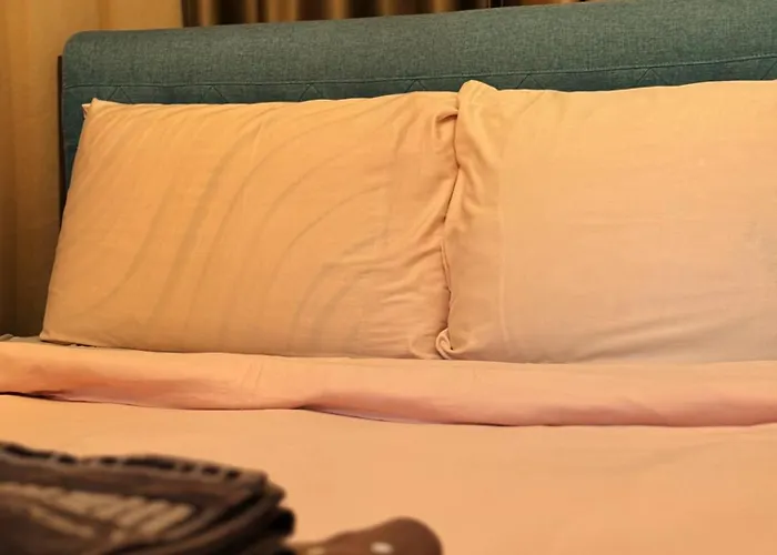 招待所 Boutique Yes For 3*