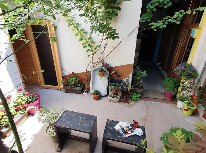 Boutique Yes For Πανσιόν