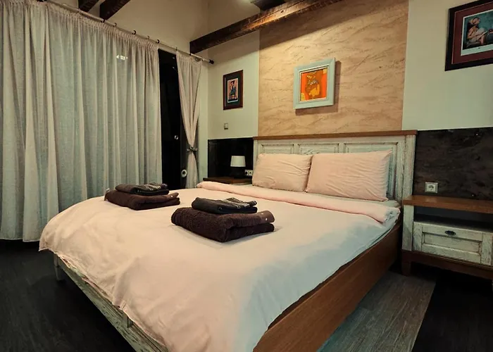 Πανσιόν Boutique Yes For